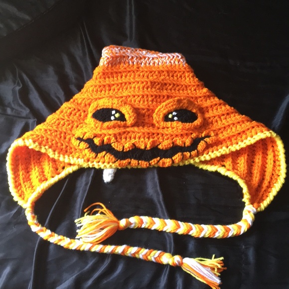 🤍🧡💛Handmade Crochet Candy Corn Hat🤍🧡💛 - Picture 4 of 11